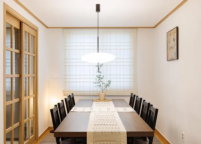 140m2 서울중심위치 동대문ddp 낙산 명동 경복궁 대형가족숙소 신규특가 *